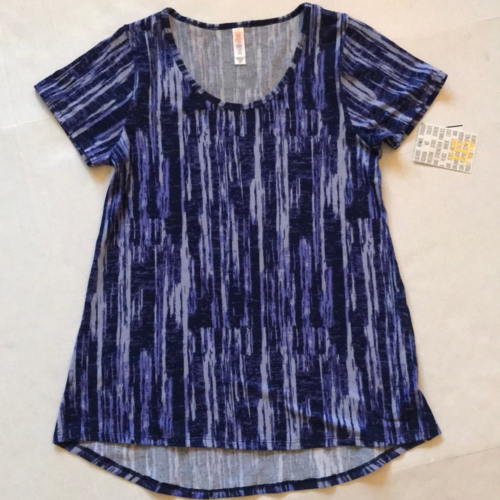 🌈🌻NWT XXS LuLaRoe Classic T🌻